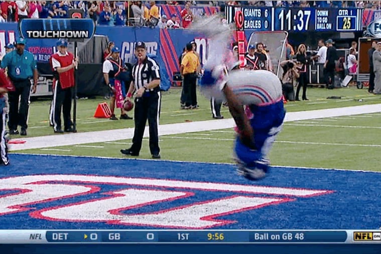 Giants' David Wilson Celebrates TD with Double Backflip
