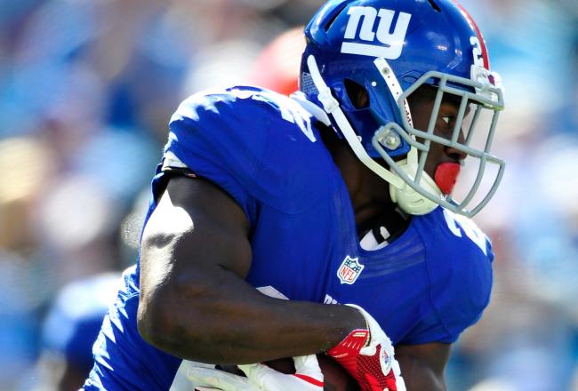 Hi-res-181576900-david-wilson-of-the-new-york-giants-runs-against-the_crop_north