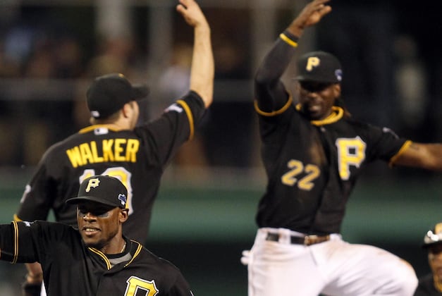 Pirates Slip Past Cardinals, Take NLDS Lead