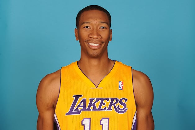 Wesley Johnson Suffers Left Foot Injury Against Nuggets