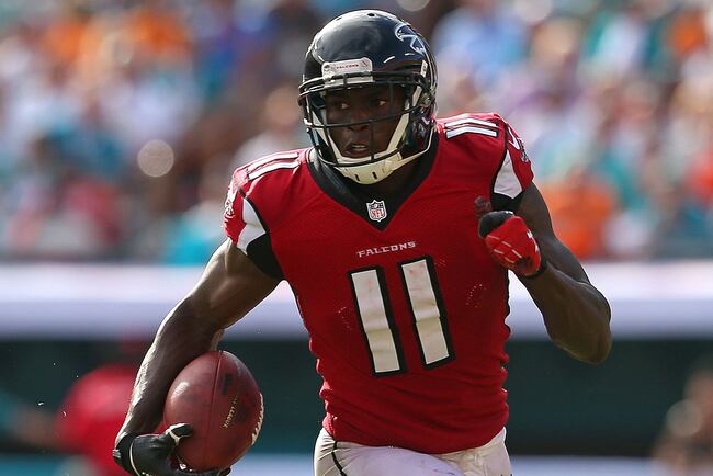 Hi-res-181576992-julio-jones-of-the-atlanta-falcons-rushes-during-a-game_crop_north