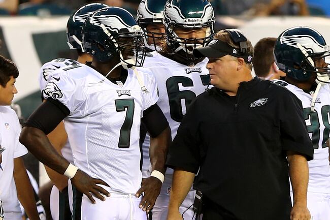 Hi-res-176501443-head-coach-head-coach-chip-kelly-talks-with-michael_crop_north