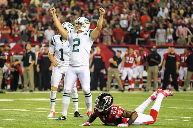 Smith's Late Drive Pushes Jets over Falcons