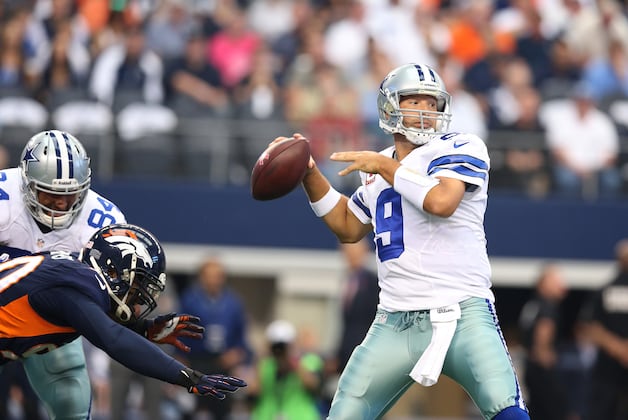 Breaking Down How Tony Romo Shredded the Broncos Defense for 500 Yards in Week 5