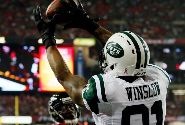 Hi-res-183605593-tight-end-kellen-winslow-of-the-new-york-jets-catches-a_crop_north
