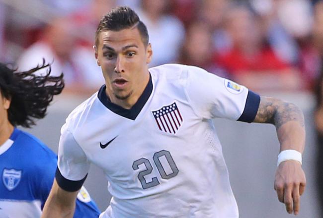 Hi-res-171483043-geoff-cameron-of-the-united-states-brings-the-ball-down_crop_north