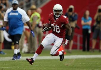 180795593-running-back-andre-ellington-of-the-arizona-cardinals_crop_north