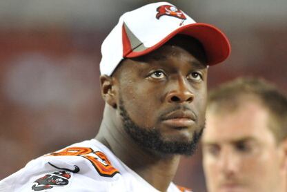 Bucs Hot Reads: McCoy Has Message for Michael Vick
