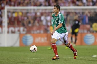 180468502-ctor-moreno-of-the-mexico-mens-national-team-in-action_crop_north