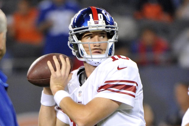Eli Manning Has a Disastrous Start in Chicago