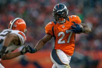 Hi-res-158688928-running-back-knowshon-moreno-of-the-denver-broncos_crop_north