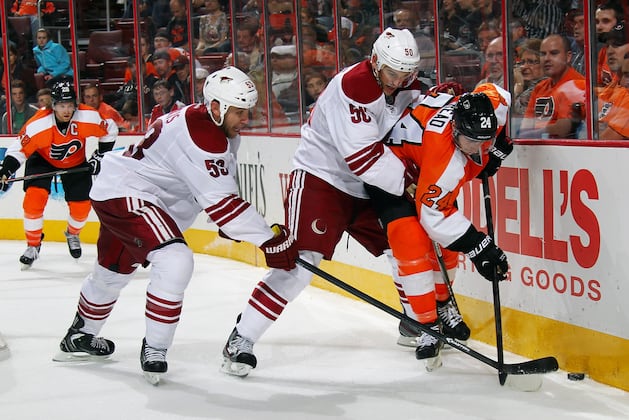 Greiss, Coyotes Hold off Philadelphia, 2-1