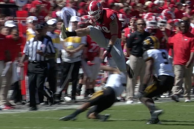 Georgia Tight End Arthur Lynch Clears Missouri Defender with High Hurdle