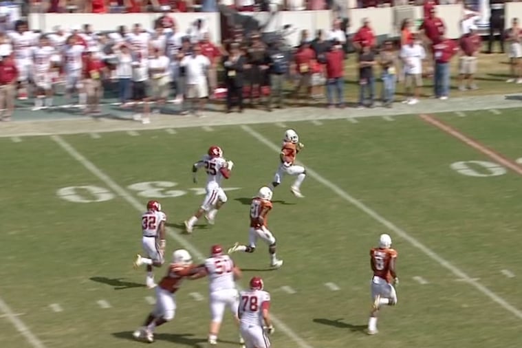 Texas PR Daje Johnson Scores on 85-Yard Punt Return vs. Oklahoma