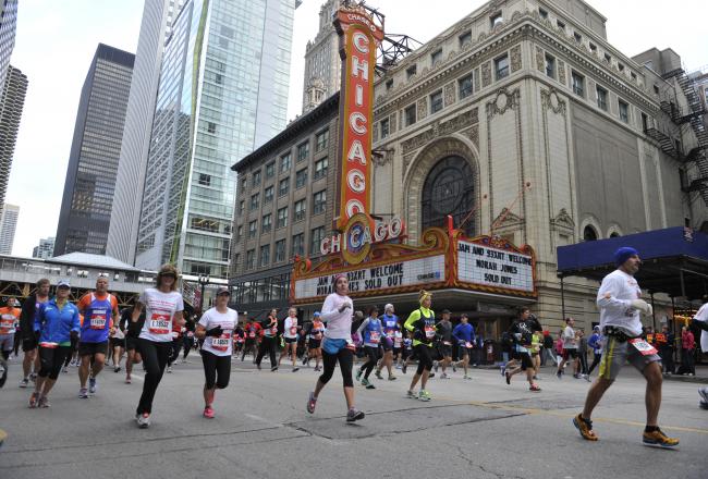 Hi-res-153614766-thousands-of-runners-participates-in-the-2012-bank-of_crop_north