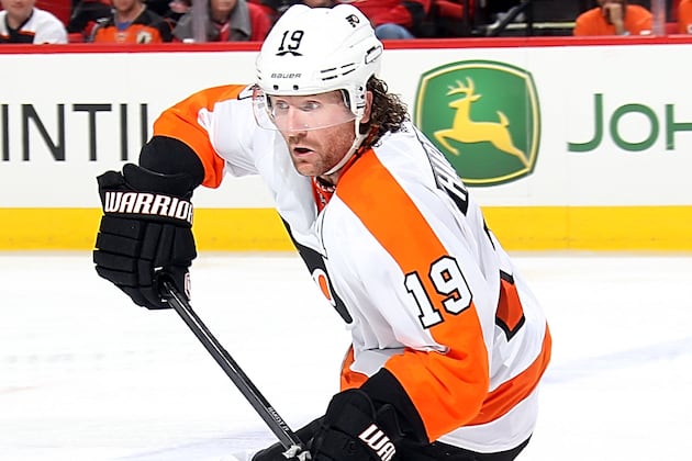 Flyers Injury Update: Hartnell out 2-4 Weeks, Lecavalier Still for Aweek