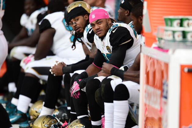 Jaguars Put Up Good Fight in 35-19 Loss to Broncos