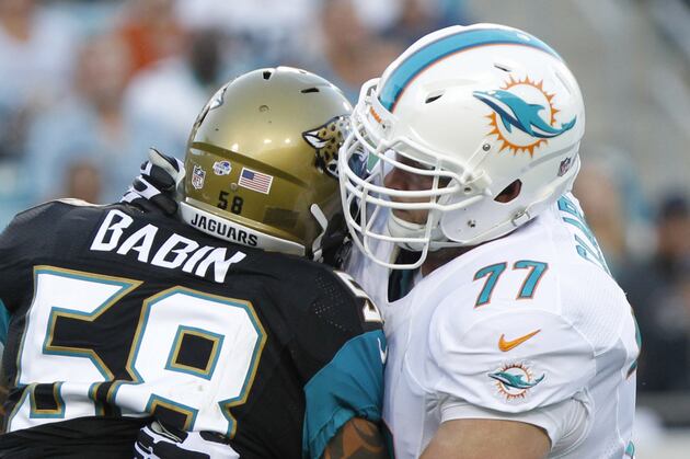 Miami Dolphins Tell Right Tackle Tyson Clabo That He Must...