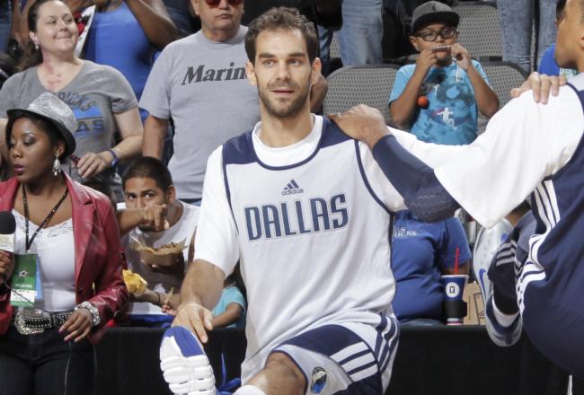 Hi-res-183592056-former-teammates-reunited-jose-calderon-and-shawn_crop_north