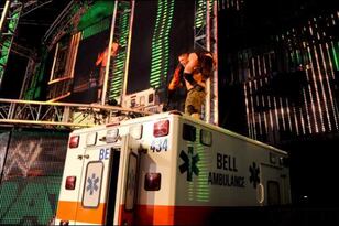 Wweambulance_crop_north