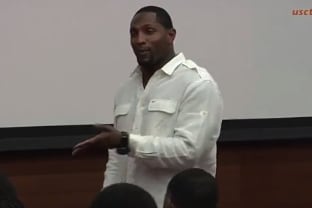 Ray Lewis Addresses Trojans, “Greatness Is a Lifestyle”