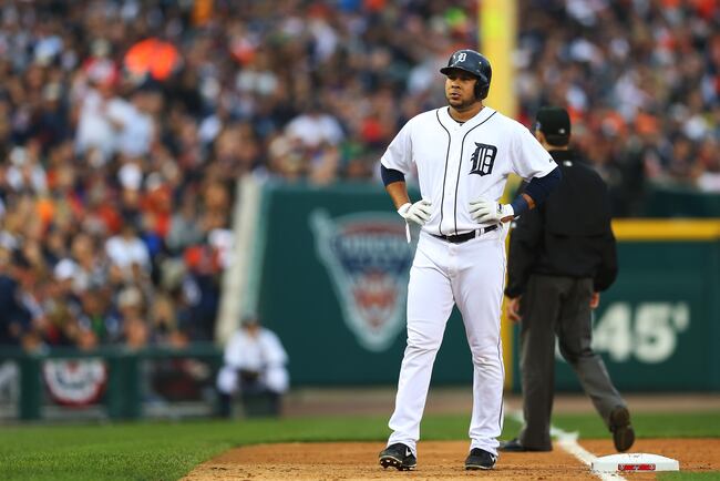 Hi-res-184705892-jhonny-peralta-of-the-detroit-tigers-stands-on-third_crop_north