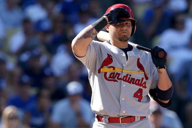 Yadier Molina Can't Come Through for Cardinals Against Dodgers