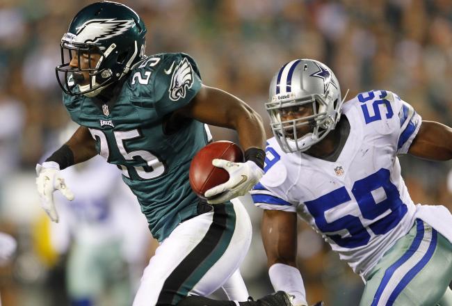 Hi-res-156145358-running-back-lesean-mccoy-of-the-philadelphia-eagles_crop_north