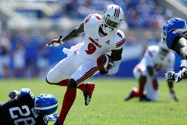 DeVante Parker Practicing in Full Pads