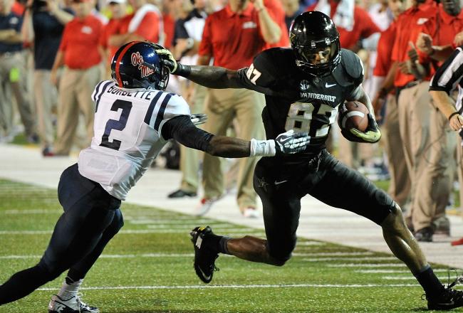 Hi-res-178358434-wide-receiver-jordan-matthews-of-the-vanderbilt_crop_north
