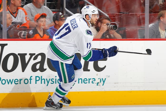 Kesler Will Wing It with Sedins: 'It's a Good Fit. I'm Going to Enjoy This Ride'