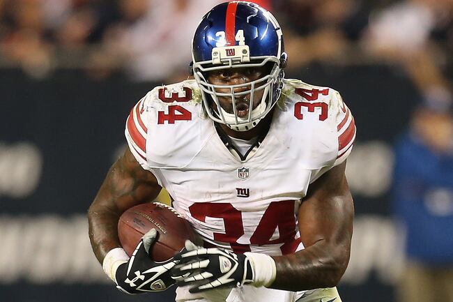 Hi-res-184777841-brandon-jacobs-of-the-new-york-giants-runs-against-the_crop_north