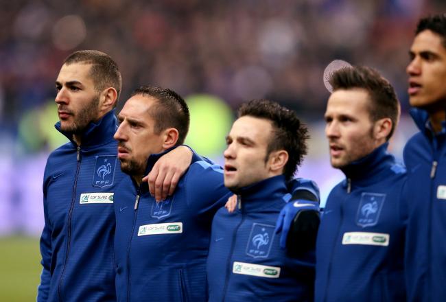 Hi-res-164691790-karim-benzema-of-france-during-the-national-anthem_crop_north