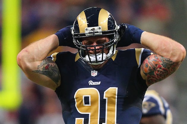 Chris Long ejected for fighting in Rams game
