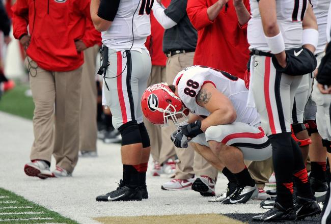 Hi-res-185357496-arthur-lynch-of-the-georgia-bulldogs-reacts-on-the_crop_north