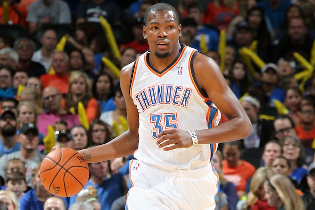 NBA GMs Would Take Kevin Durant over Kobe Bryant for Last Shot