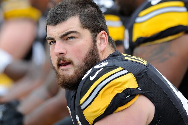 Steelers Offensive Lineman DeCastro Has Guarded Optimism