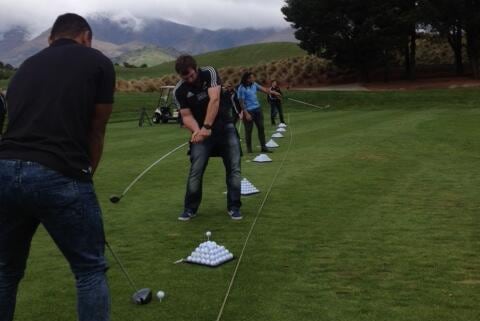 Photo: All Blacks Practise Their Golf Swings