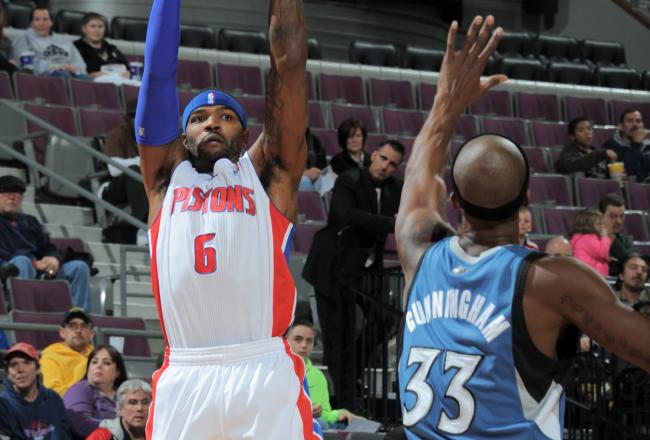 Hi-res-185758725-josh-smith-of-the-detroit-pistons-shoots-the-ball_crop_north