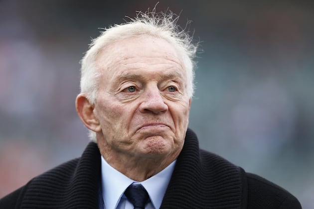 Cowboys Open to Making a Deal, but Finding a Fit Hard