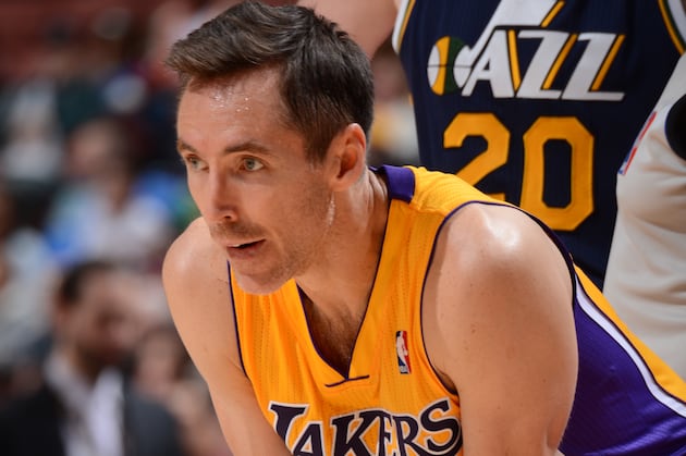 Steve Nash: 'My Neck Is Bothering Me'