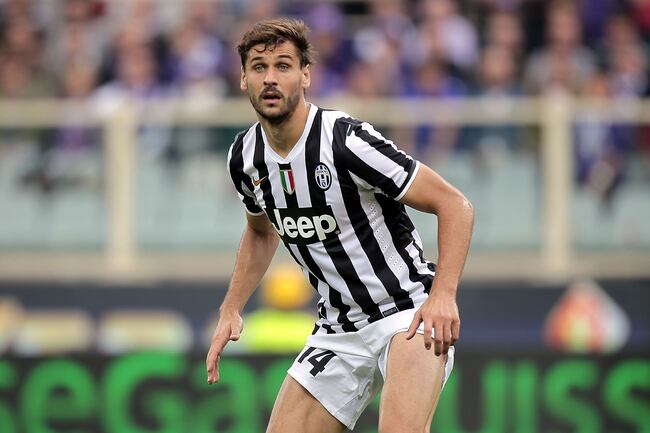 Hi-res-185481518-fernando-llorente-of-juventus-reacts-during-the-serie-a_crop_north
