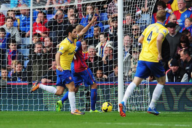 Hi-res-185914496-mikel-arteta-of-arsenal-celebrates-scoring-his-penalty_crop_north