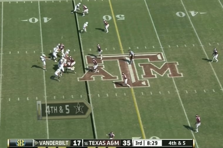 Vanderbilt Quarterback's Punt Goes Only Five Yards