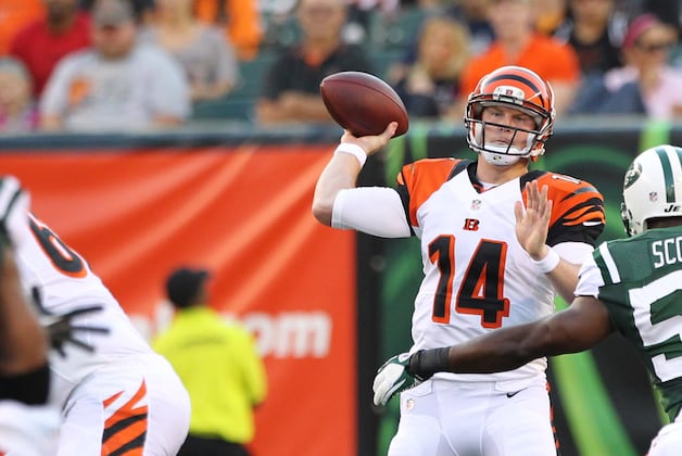 Dalton Throws 5 TDs, Bengals Drub Jets 49-9