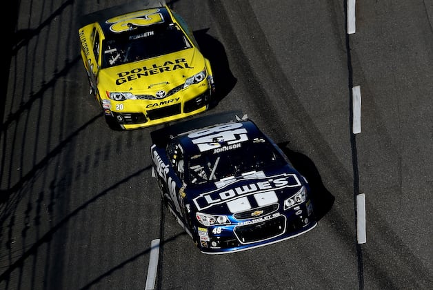 Who Has the Upper Hand in Jimmie Johnson-Matt Kenseth Duel for 2013 Chase Title?