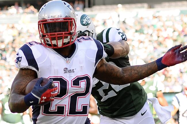Hi-res-185420087-stevan-ridley-of-the-new-england-patriots-runs-into-the_crop_north