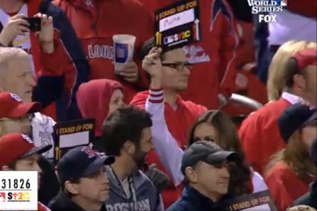 Bachelor Contestant Has Laugh About Yadi Molina Cancer Sign
