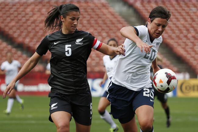 Hi-res-186059822-forward-abby-wambach-of-the-u-s-womens-national-team_crop_north