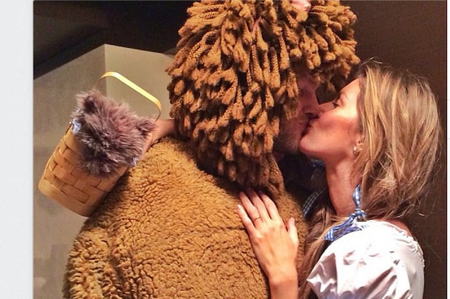 Brady Dresses Up as the Cowardly Lion for Halloween